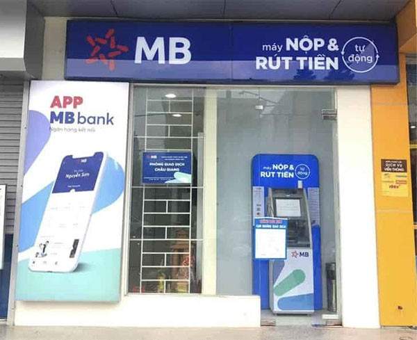 Thẻ tín dụng MB Bank có rút tiền được không? Cách rút tiền thẻ tín dụng MB Bank
