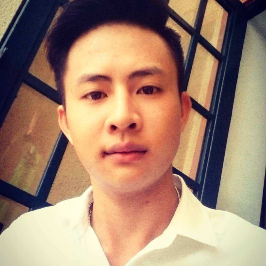Chuyên gia Hùng Nguyễn