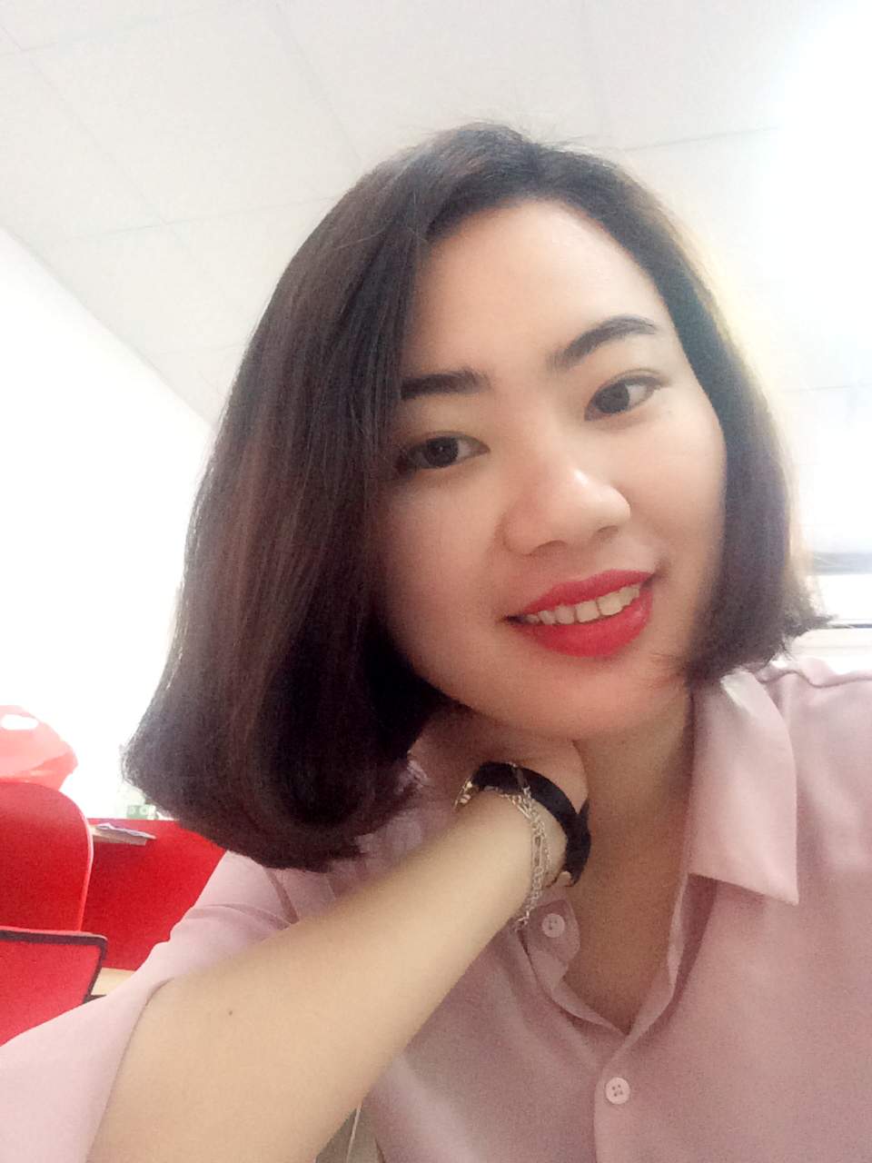Chuyên gia Đinh thị thu hà