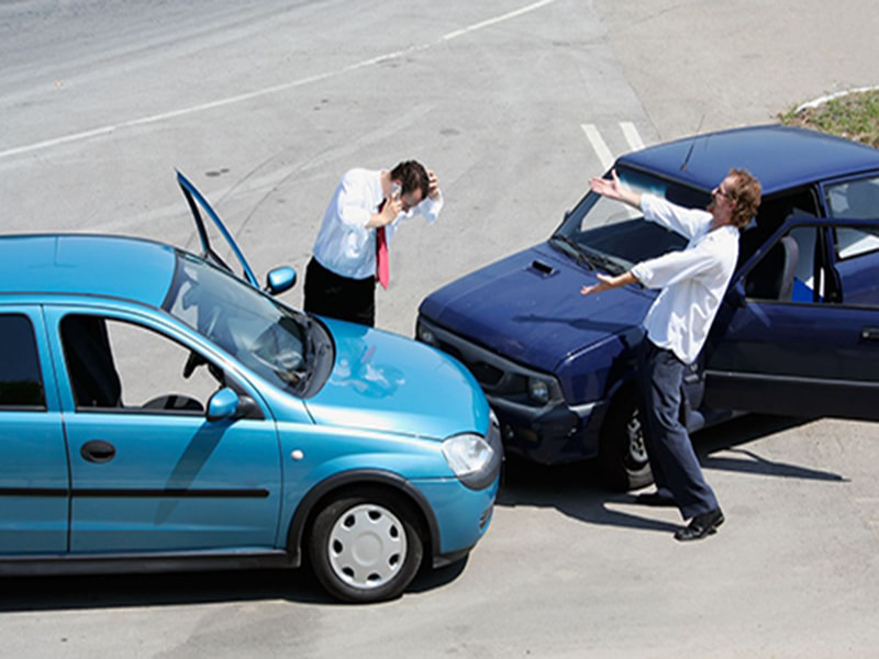 Quy tắc bảo hiểm xe ô tô bắt buộc bạn phải nằm lòng nếu không muốn mất tiền Thebank_quytacbaohiemxeoto4_1510713275