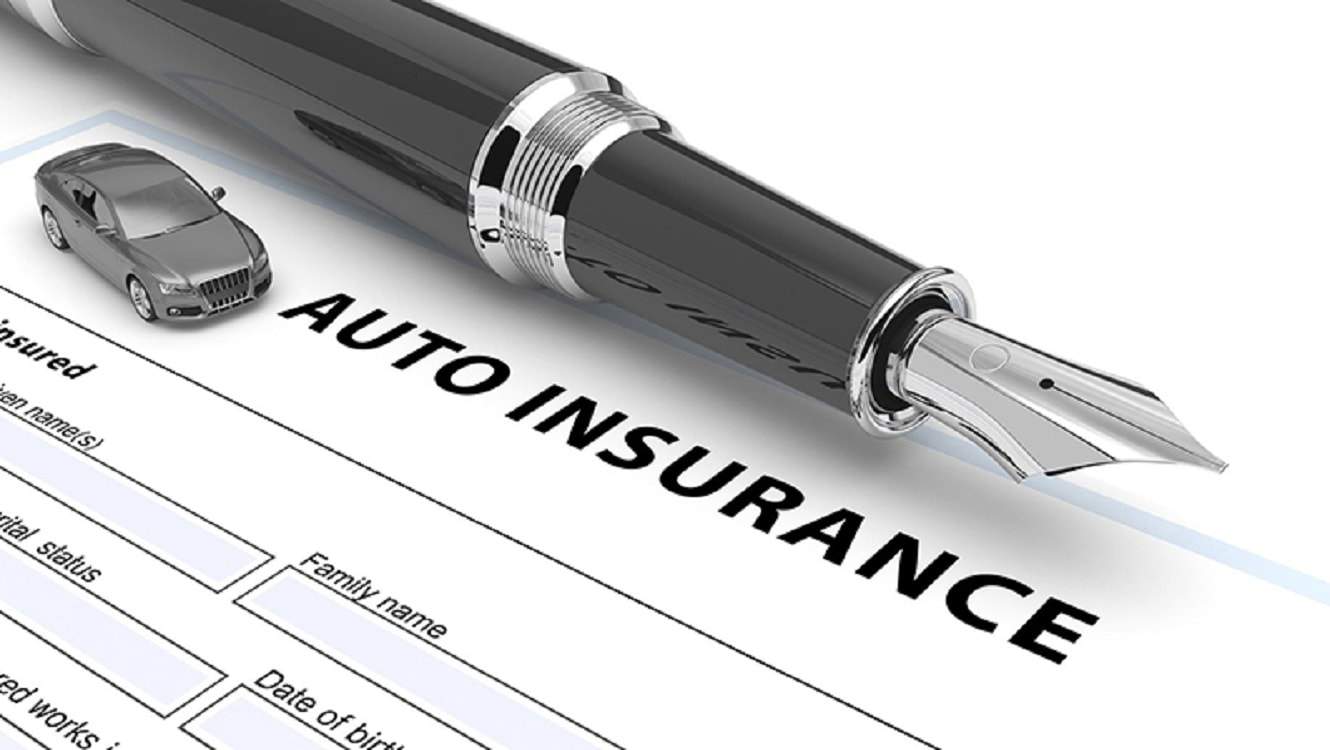 Có nên mua bảo hiểm ô tô tự nguyện hay không?