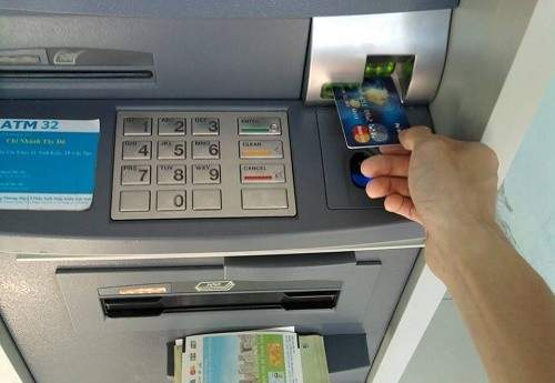 Hướng dẫn sử dụng thẻ ATM từ A - Z cho người mới