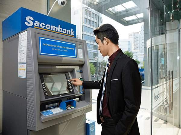 Bạn có thể tra cứu số tài khoản Sacombank tại cây ATM