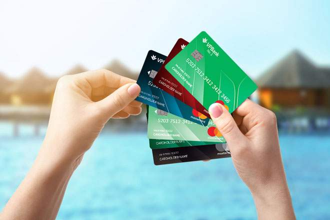 Tìm hiểu về thẻ ghi nợ VPBank - Điều kiện và cách làm thẻ