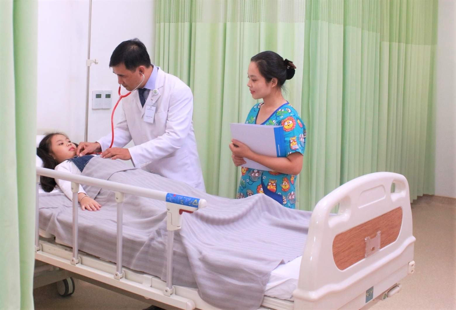 Tham gia bảo hiểm y tế để có cơ hội chăm sóc sức khỏe tốt