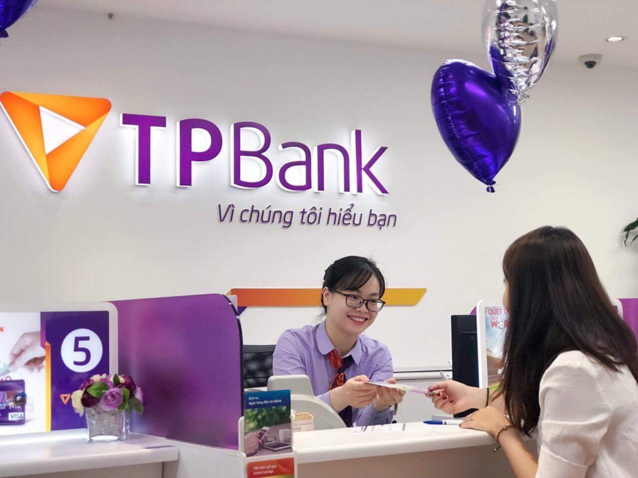 Sinh viên vay tiền tại TPBank
