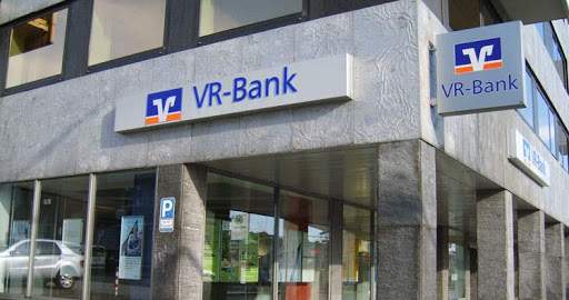 Giờ làm việc của ngân hàng VRB