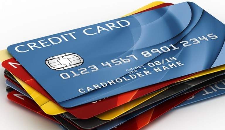 Những ưu đãi hấp dẫn cho chủ thẻ tín dụng 