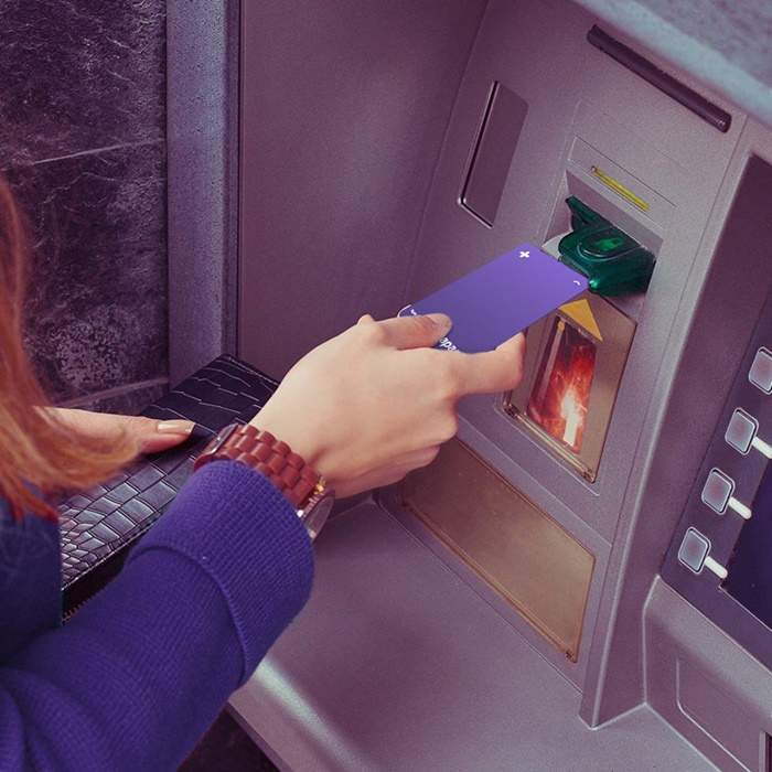 Chuyển tiền tại cây ATM vào thứ 7, chủ nhật được không?
