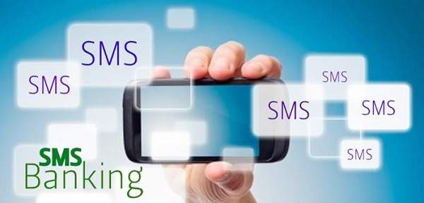 Ngân hàng và 'bài toán' cước tin nhắn SMS