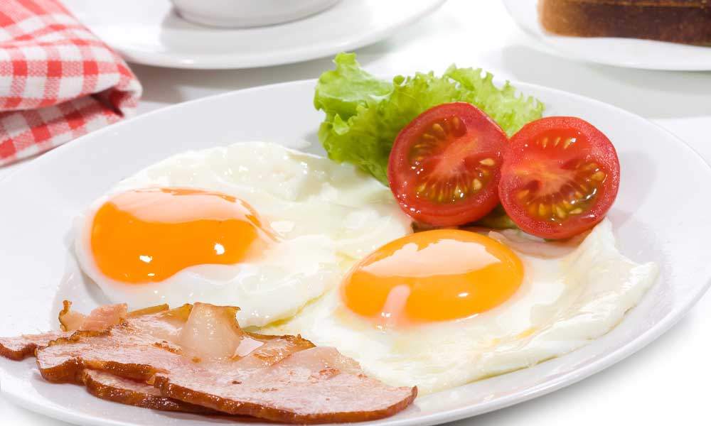 Trứng ốp la vừa tiết kiệm lại vẫn đảm bảo chất dinh dưỡng 