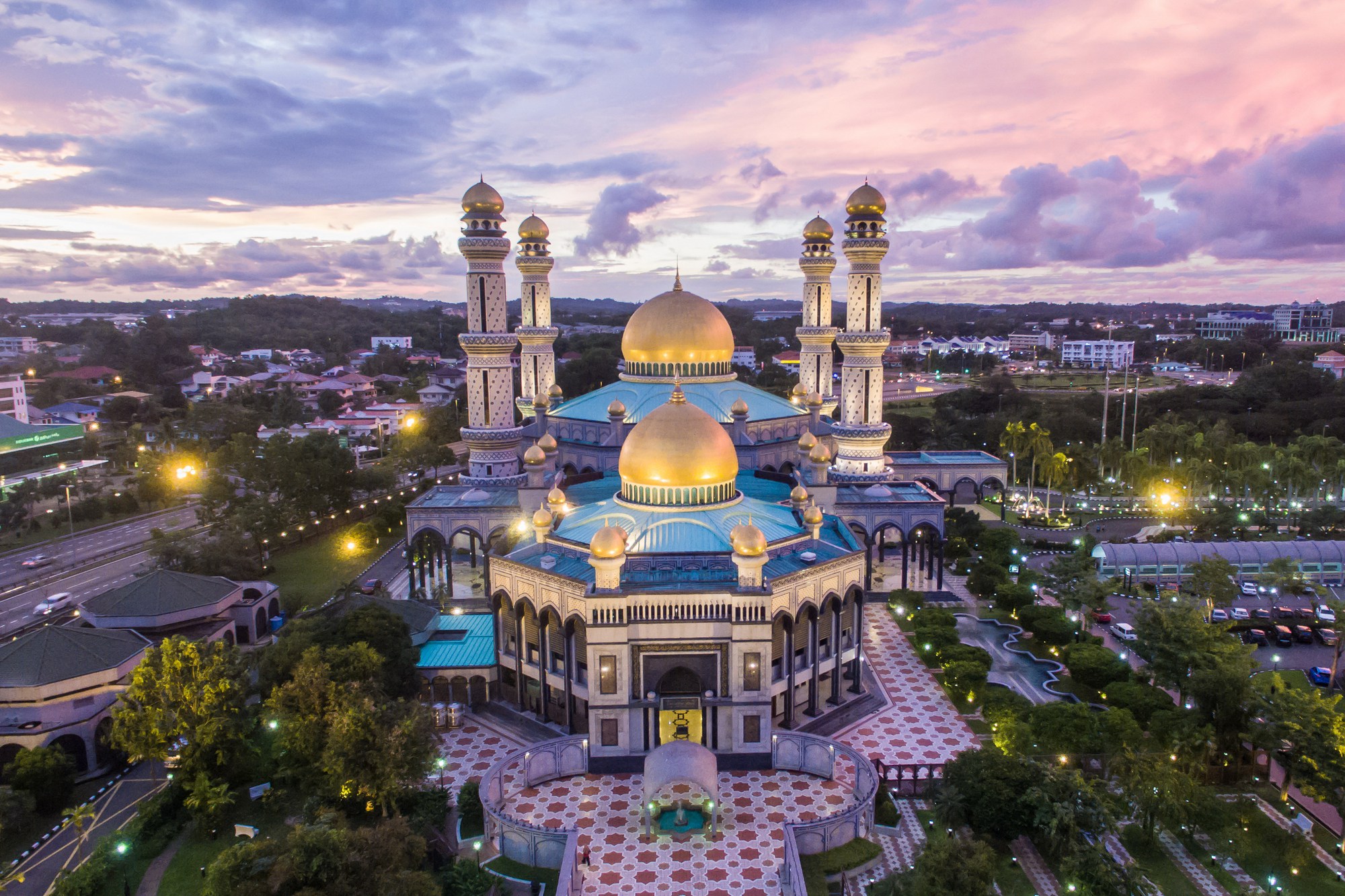 Brunei nước giàu của Châu Á 