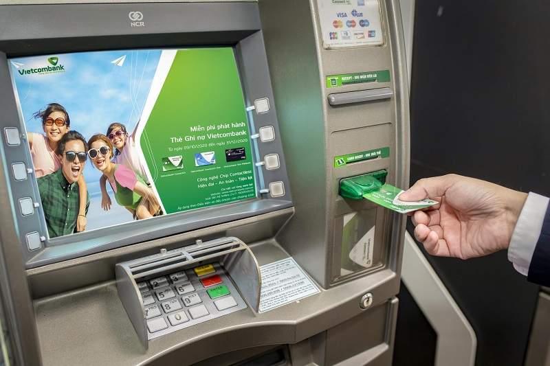 CACH-DOI-MA-PIN-THE-ATM-vietcombank-1