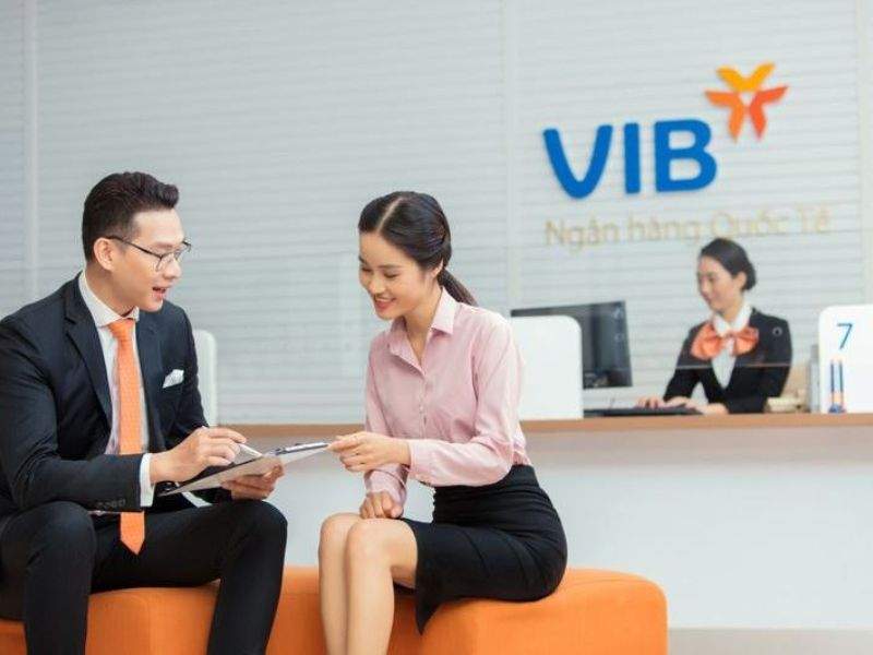 Khóa thẻ VIB tín dụng tại phòng giao dịch