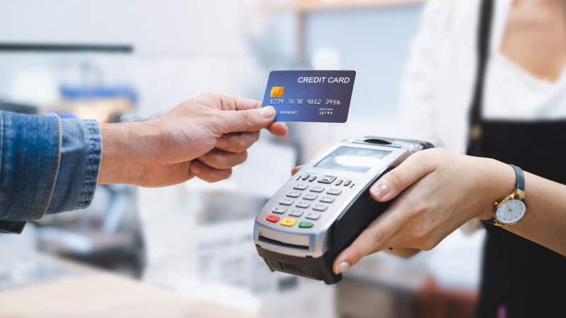 Thanh toán mua hàng bằng thẻ tín dụng