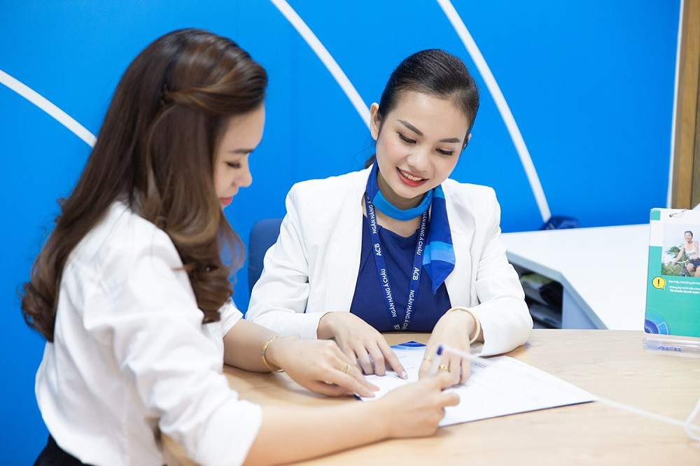 Có nên mua bảo hiểm qua ngân hàng? 