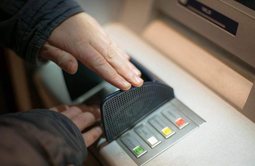 Cách chuyển tiền qua cây ATM bước 3
