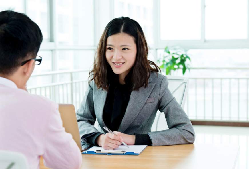 mua bảo hiểm nhân thọ cho nhân viên để tiết kiệm chi phí tuyển dụng
