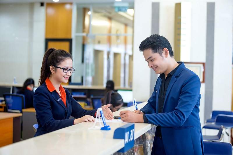 Cập nhật giờ làm việc của ngân hàng Sacombank