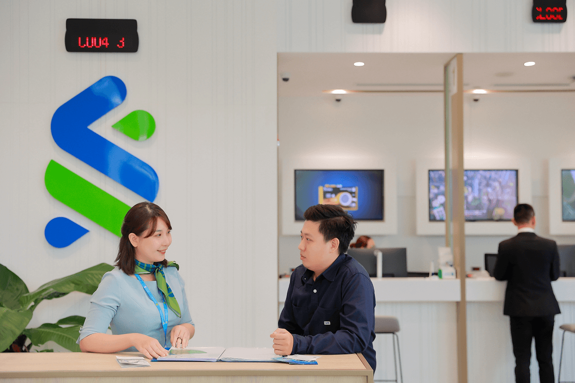 Cập nhật thời gian làm việc ngân hàng Standard Chartered