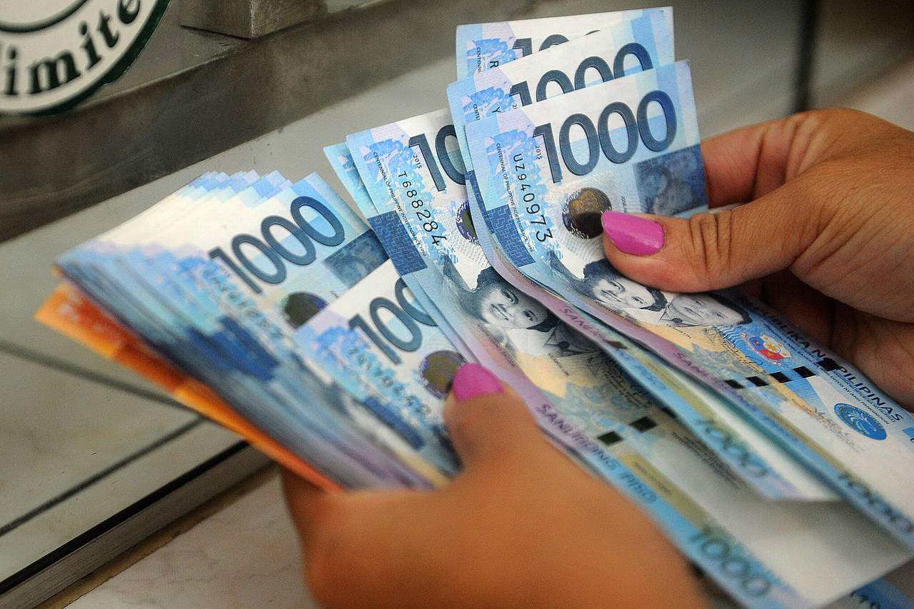Nên đổi tiền Philippin ở những địa điểm uy tín, hợp pháp