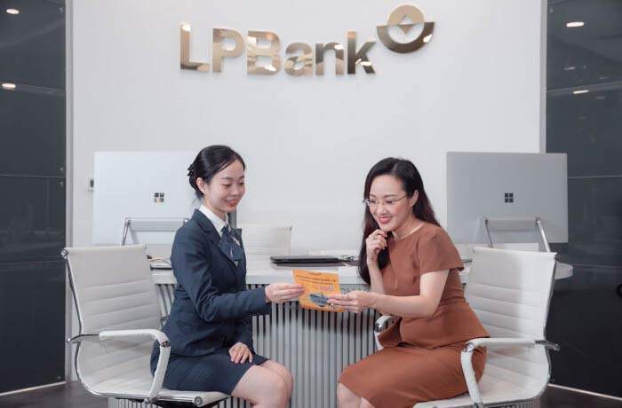 thebank_thoi_gian_lamviec_ngan_hang_lp_bank_1733901465