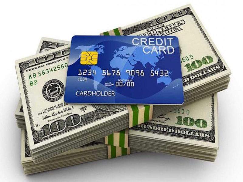 thebank_hinh2_the_tin_dung_techcombank_rut_tien_mat_1517841781