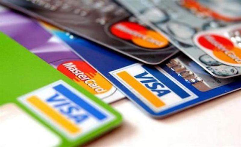 Thẻ tín dụng là một hình thức thanh toán mới thay cho tiền mặt