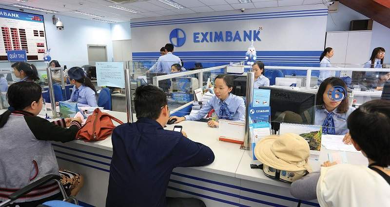 Khách hàng vay trả góp tại ngân hàng Eximbank