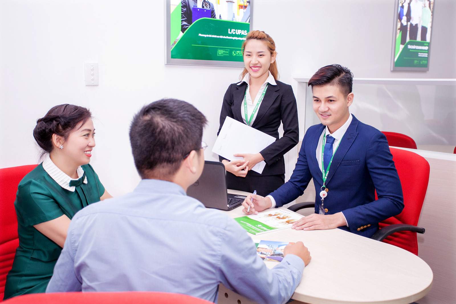 Vay tín chấp VPBank nhanh chóng
