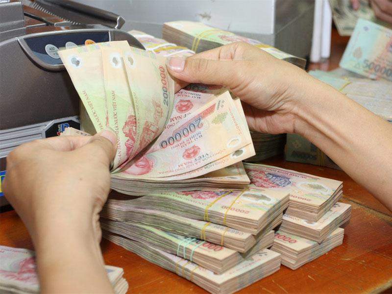 Vay tiền mặt trả góp là gì?