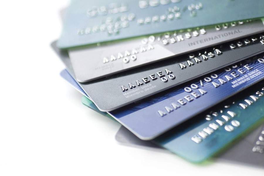 Thấu chi tài khoản thẻ là gì và những đặc điểm cần lưu ý