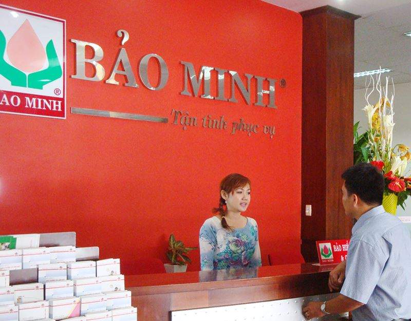 thebank_hinh2khachhangcothethanhtoantaivanphongcuabaominh_1514173343