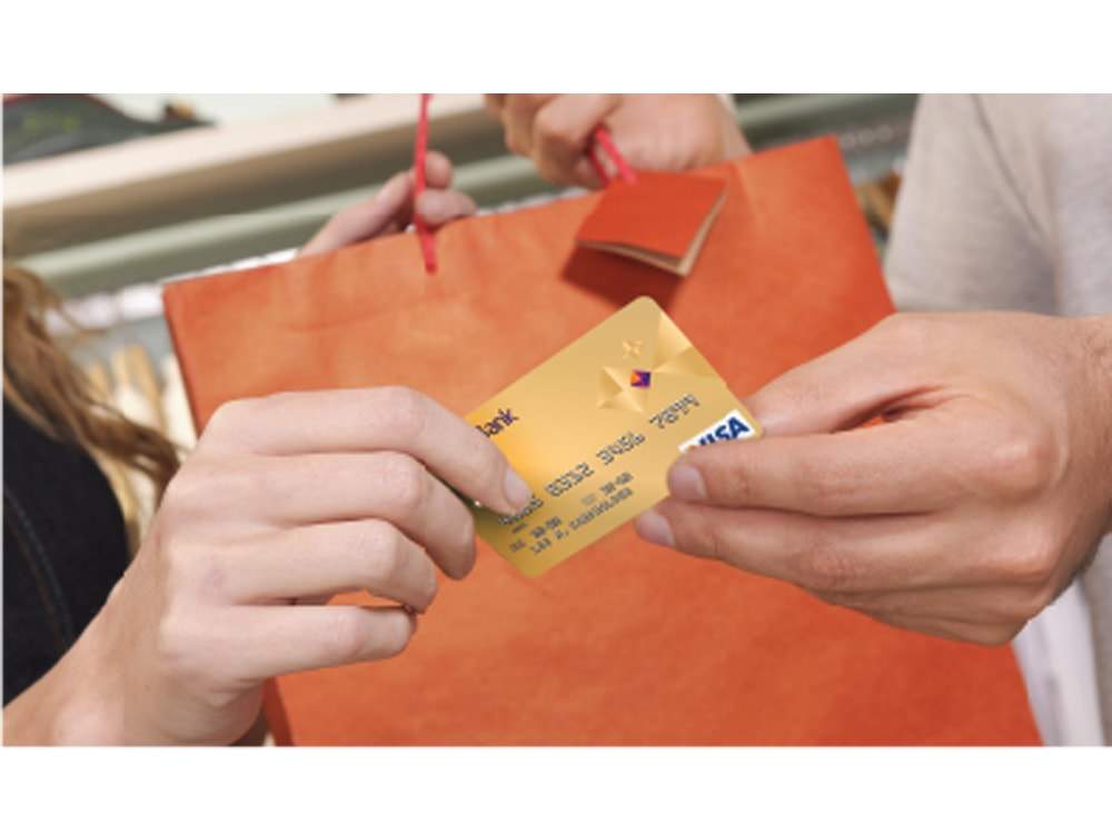 Thẻ ATM quốc tế khác gì với thẻ ATM nội địa