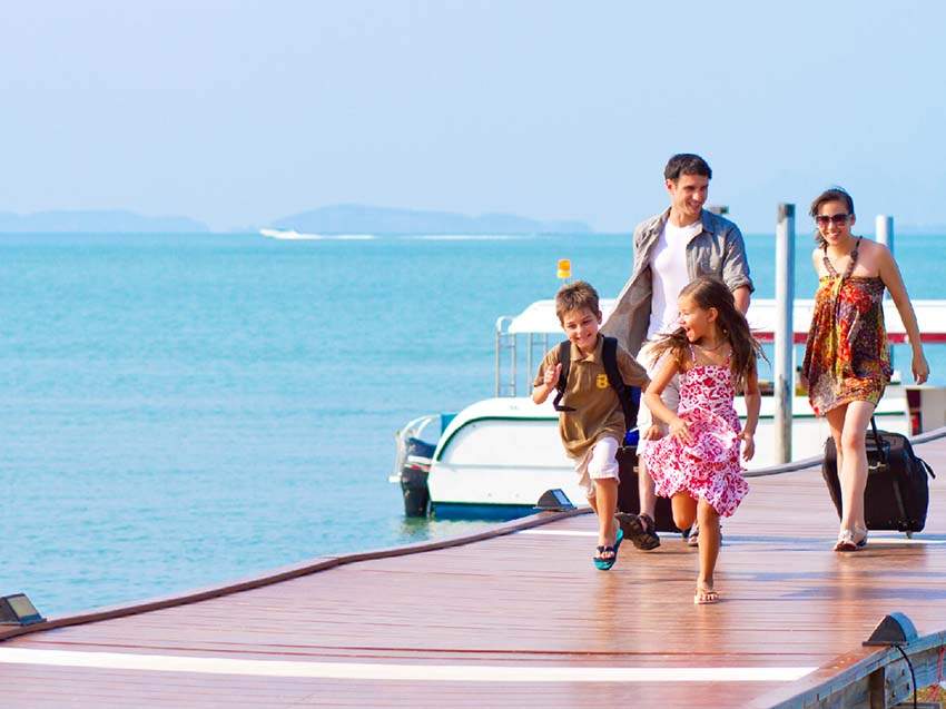 Bảo hiểm du lịch quốc tế sẽ bảo vệ cả gia đình trong chuyến đi du lịch