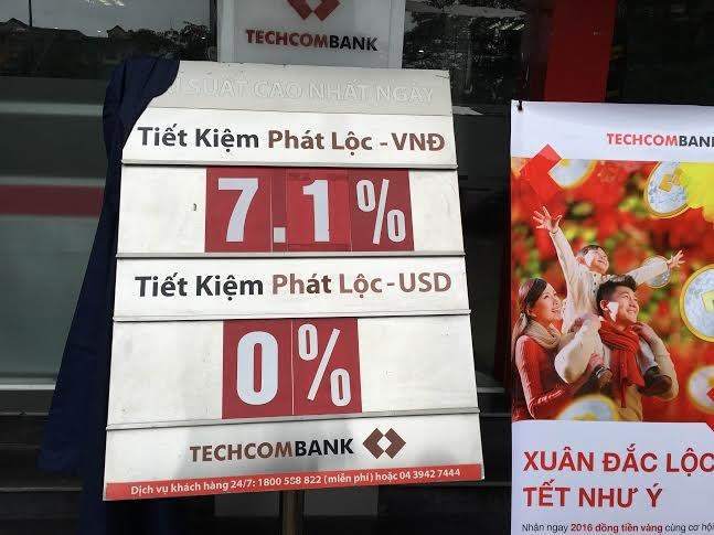 Tâm lí gửi tiền tiết kiệm bằng USD để tránh mất giá