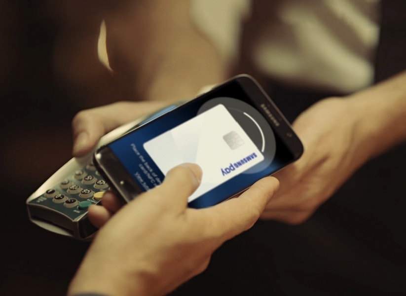 Samsung Pay hấp dẫn người dùng bởi sự hiện đại, tiện dụng và an toàn.