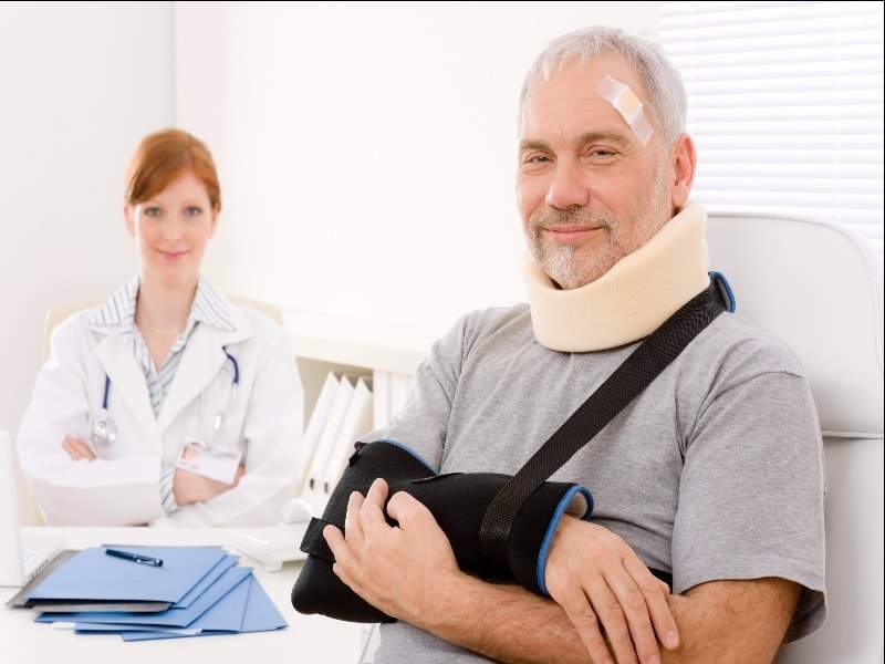 3 hình thức bồi thường gồm: Sửa chữa tài sản bị thiệt hại, thay thế tài sản bị thiệt hại bằng tài sản khác, trả tiền bồi thường.