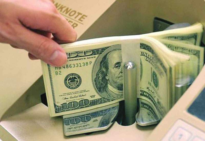 Dòng vốn chuyển về Việt Nam liên tục, đặt ra vấn đề về các phương thức chuyển tiền.  