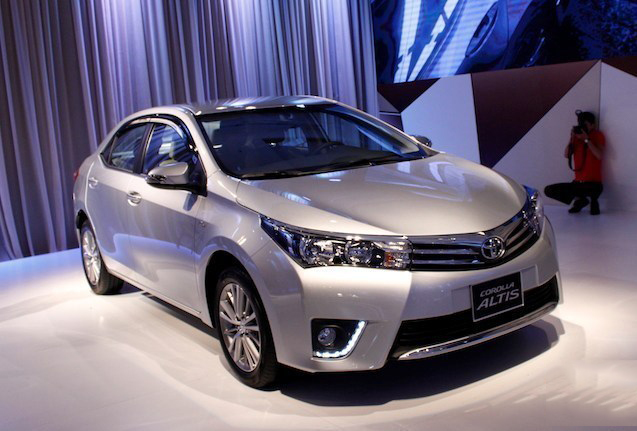 Corolla Altis là 1 trong 5 mẫu xe bán chạy nhất 6 tháng đầu năm 2015