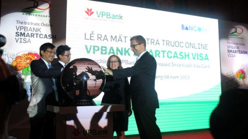 VPBank phát hành thẻ mới - thẻ VPBank Smartcash Visa
